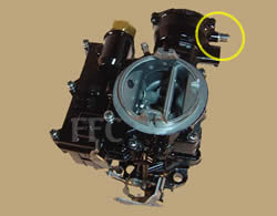 Picture of Y39-2 2 barrel Rochester 17059053 or 17086064 marine carburetor with location of threaded choke vacuum tube (sideways)